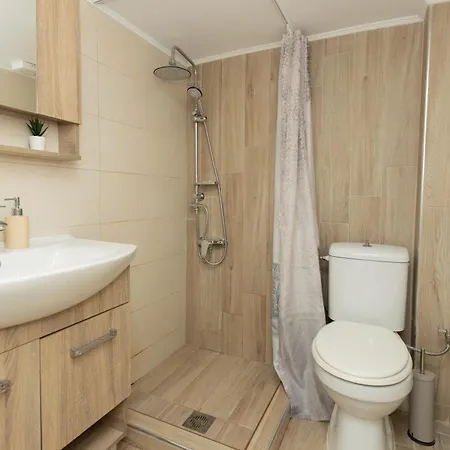 Appartement Le Plaza, Modern Escape Near Center