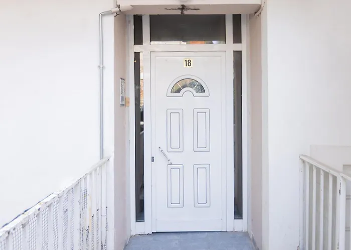 Le Plaza, Modern Escape Near Center Lägenhet *