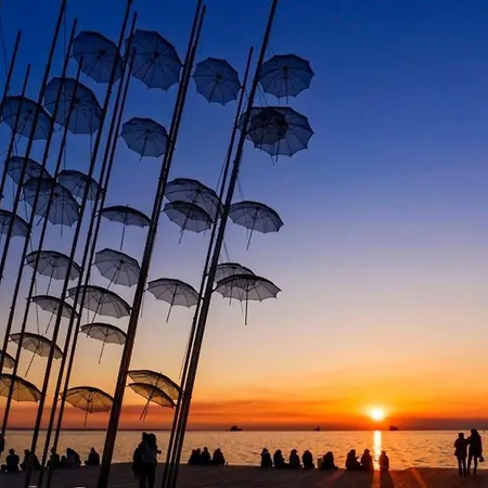 Le Plaza, Modern Escape Near Center Thessaloniki