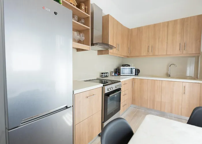 Le Plaza, Modern Escape Near Center * Thessaloniki